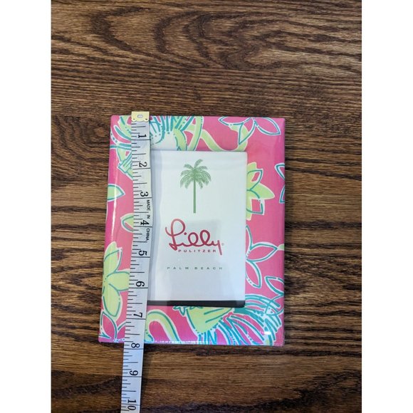 New Lilly Pulitzer Pink and Green Tabletop Fabric 6x4 Frame - Picture 3 of 6
